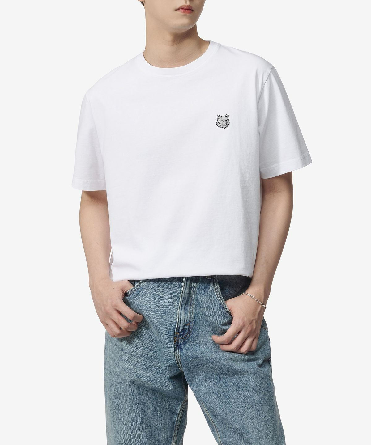 MUSINSA公式 | MAISON KITSUNE ボールドフォックスヘッドパッチ 