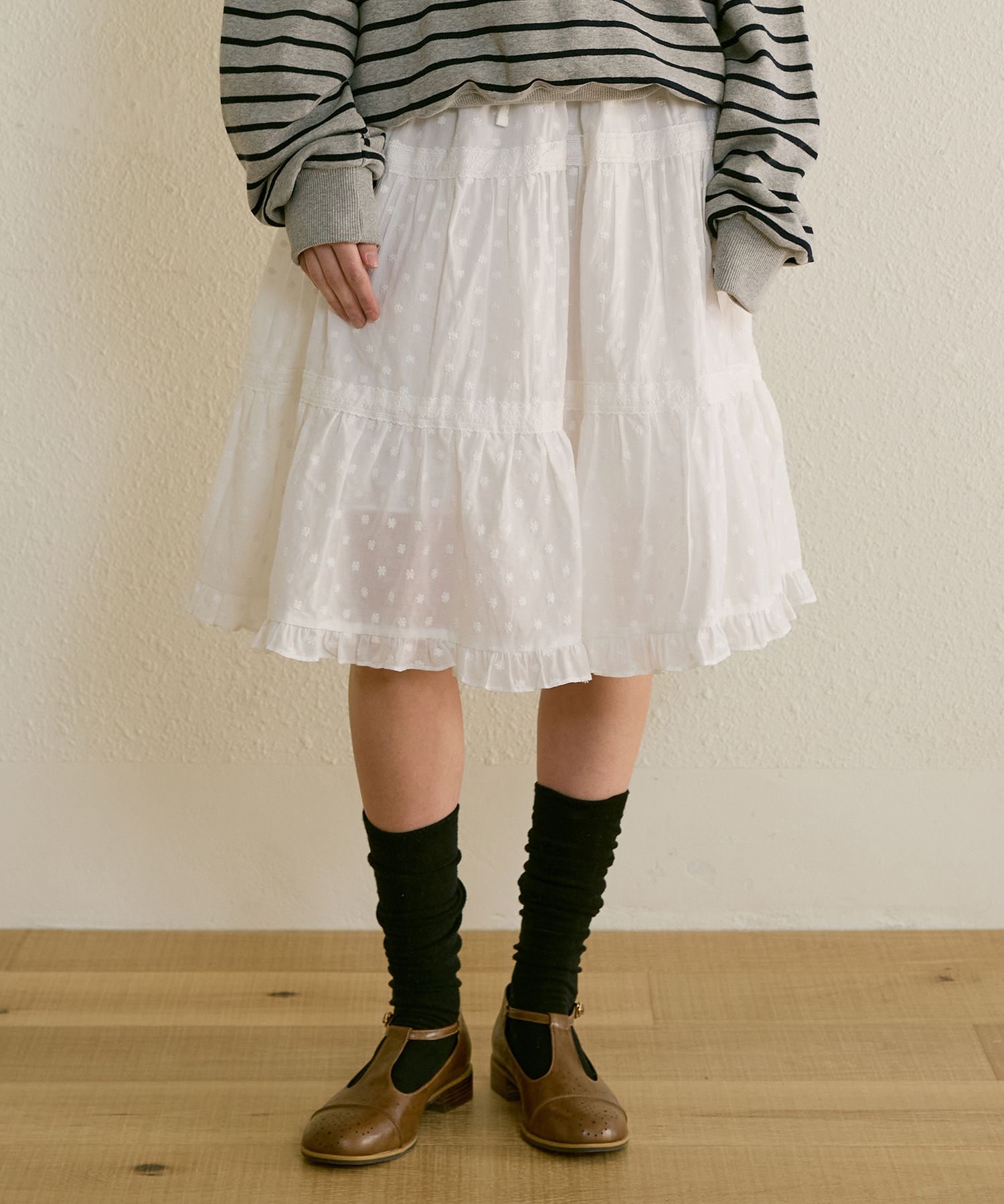 LETTER FROM MOON ♥ Flower Lace Cancan Midi Skirt MUSINSA | LETTER FROM MOON Flower Lace Cancan Midi Skirt (White)
