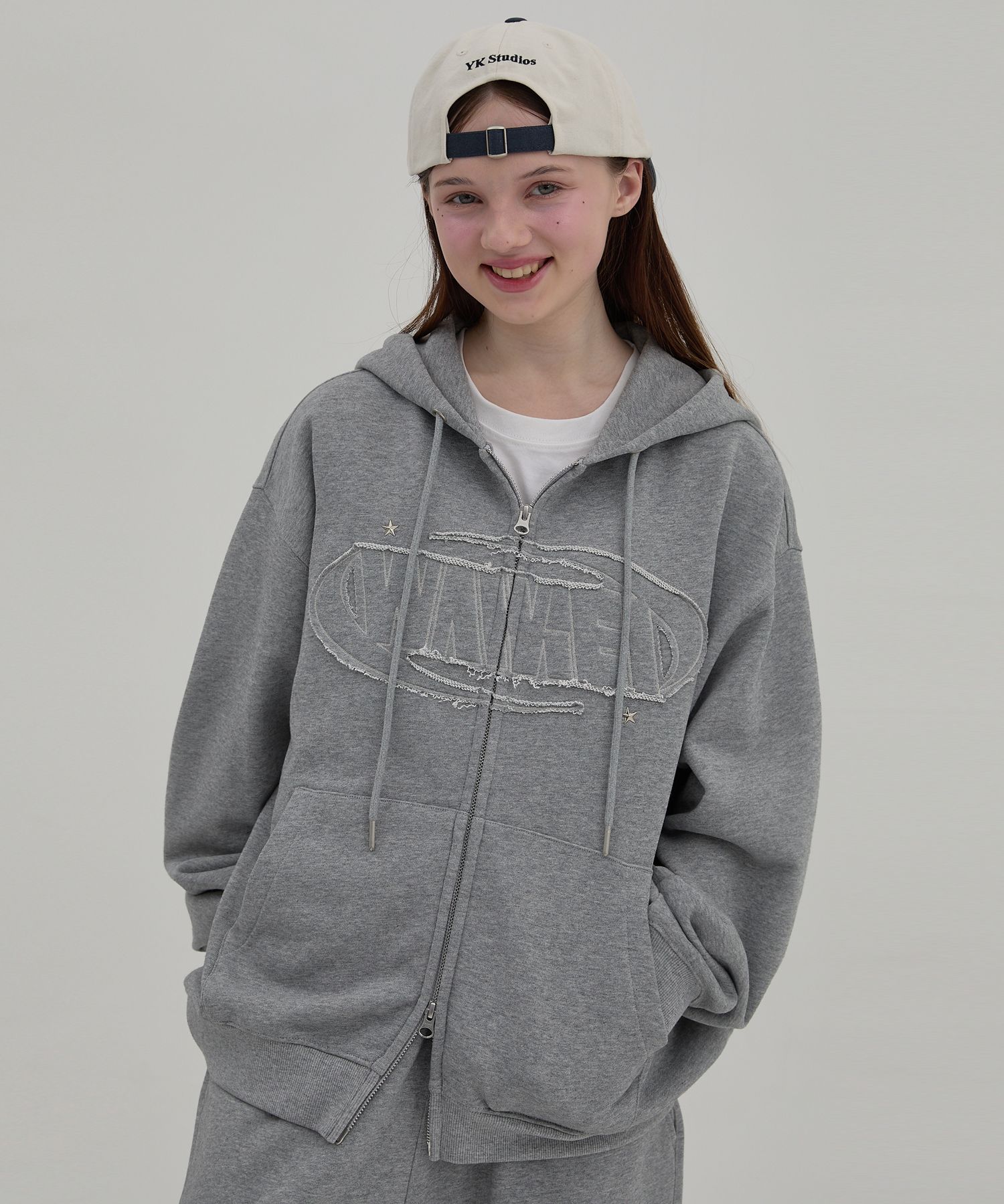 【Wai Kei】 Logo applique hoodie zip-up ★送料・関税込★ MUSINSA | WAI KEI Logo Applique Hooded Zip-Up Black
