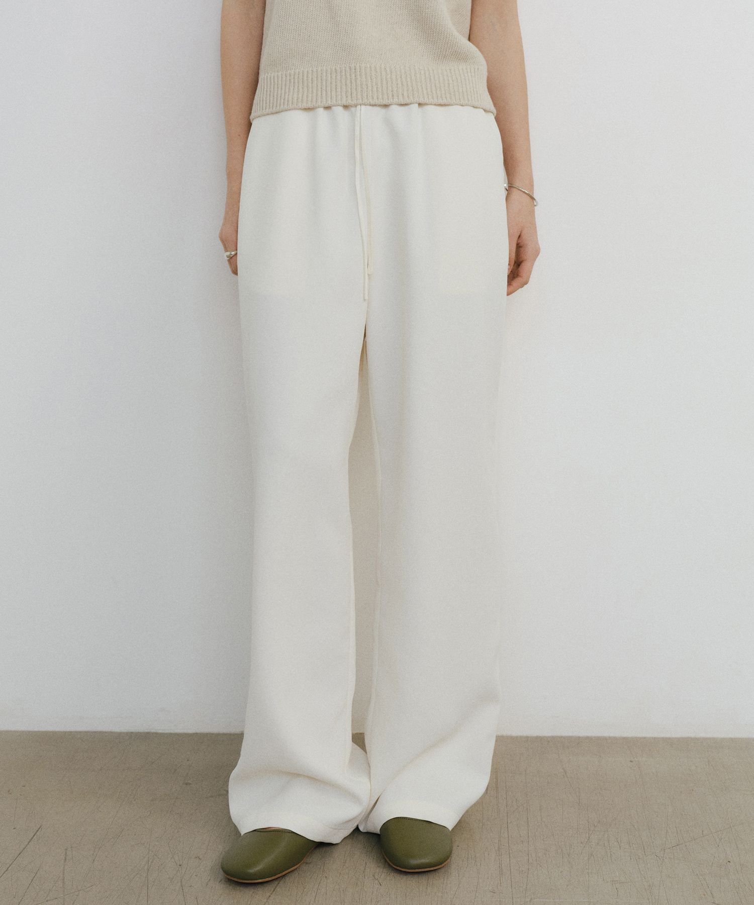 string pants