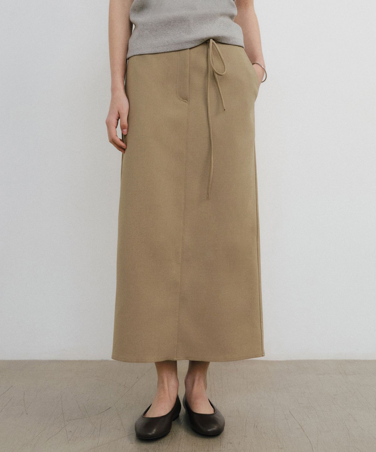 유라고(URAGO) H-line string long skirt