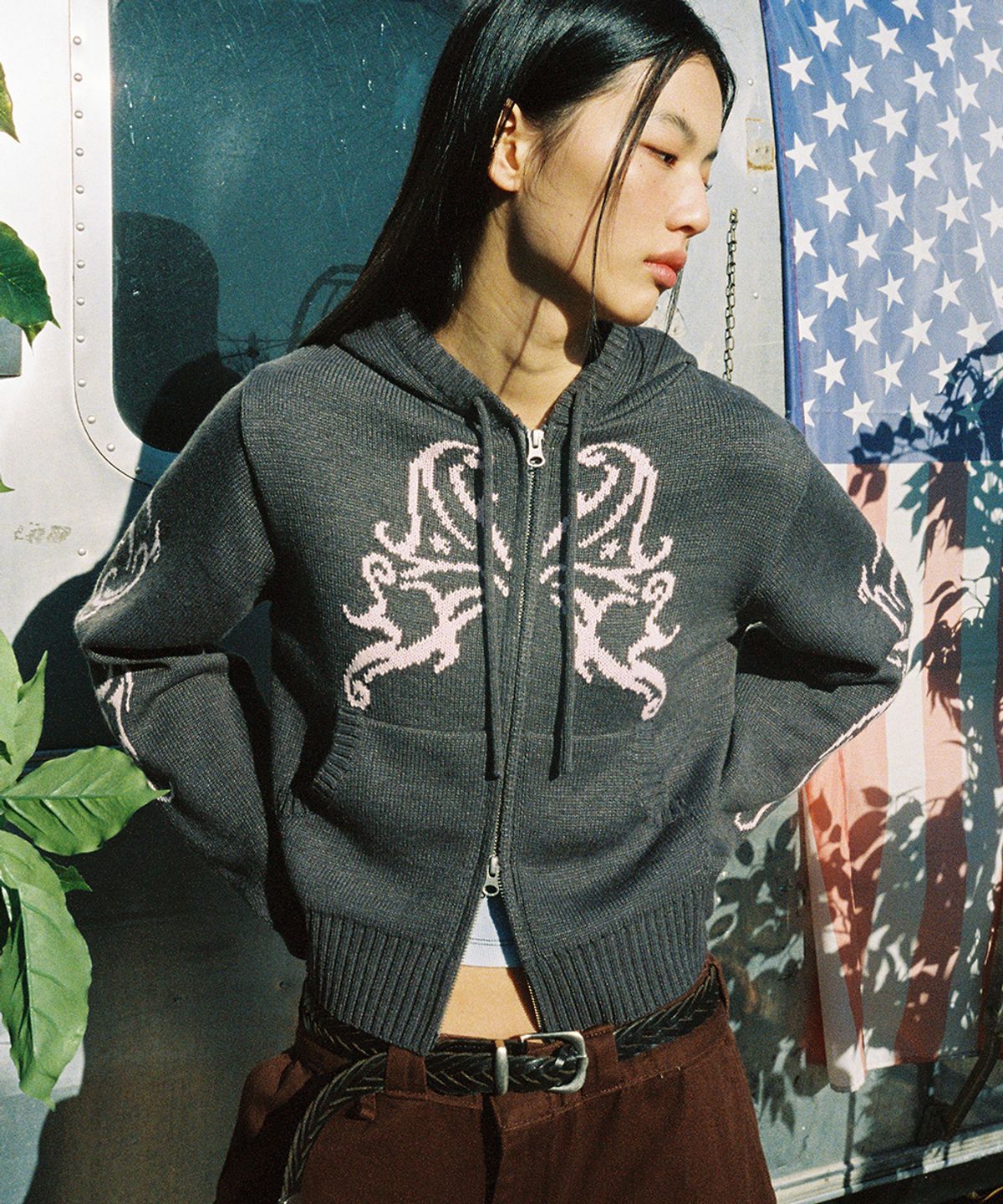 카비시(CAVISH) W BUTTERFLY KNIT ZIP UP HOODIE CHARCOAL(CV2FSFK681A)