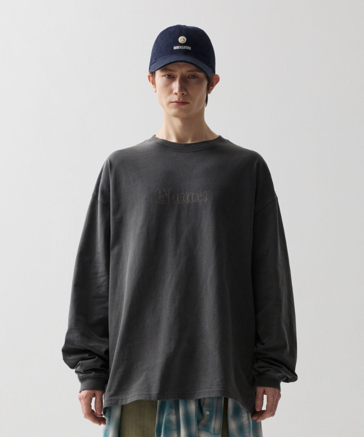 네이머클로딩(NAMERCLOTHING) OLD ENGLISH L/S T-SHIRT CHARCOAL