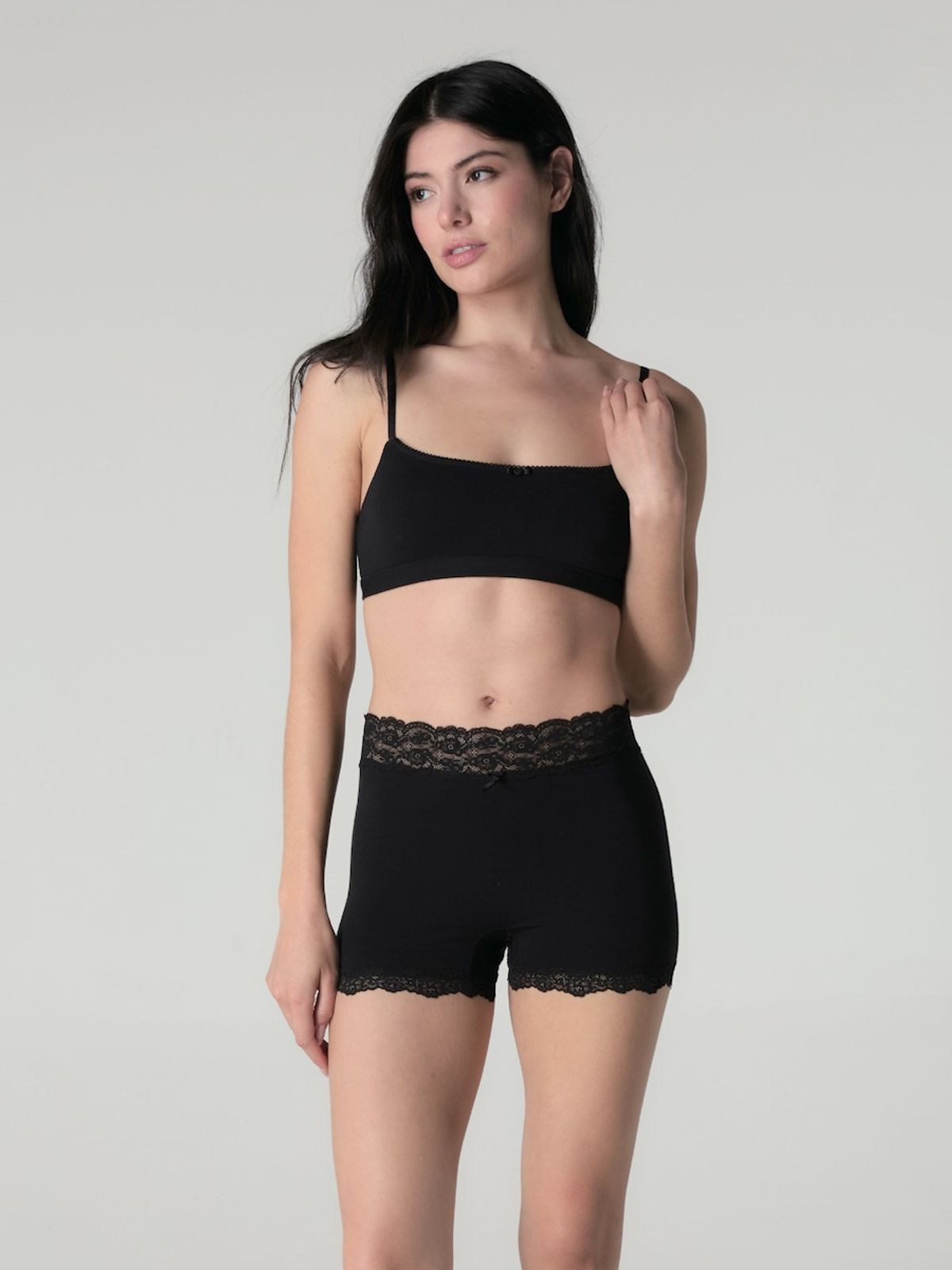 글로니(GLOWNY) ALLURE LACE BOYSHORTS (BLACK)
