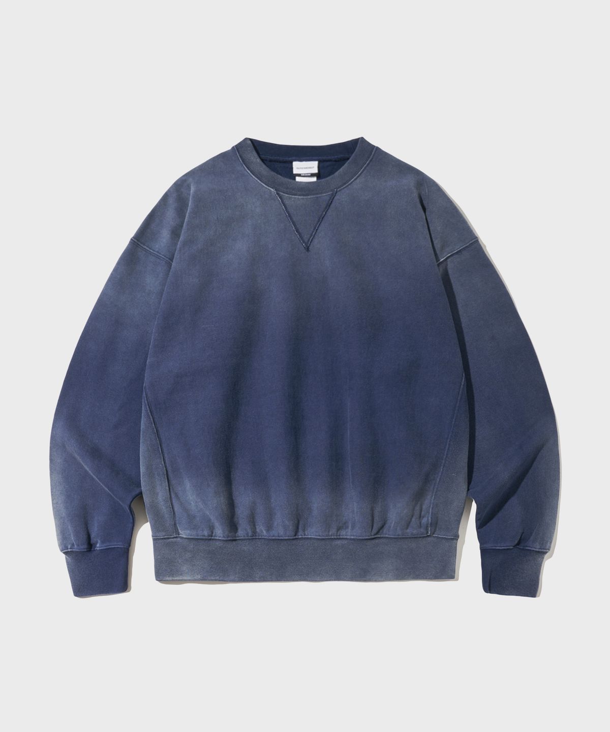 아웃스탠딩(OUTSTANDING) FADE WASHING SWEAT_NAVY