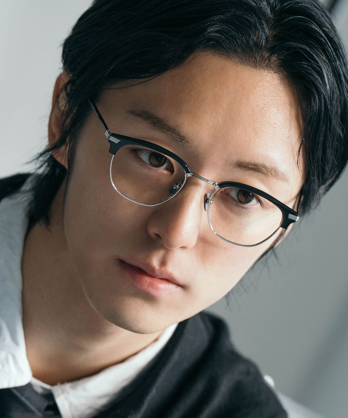 앰버옵티컬(AMBEROPTICAL) 행크2 하금테 안경 HANK2 블랙 실버