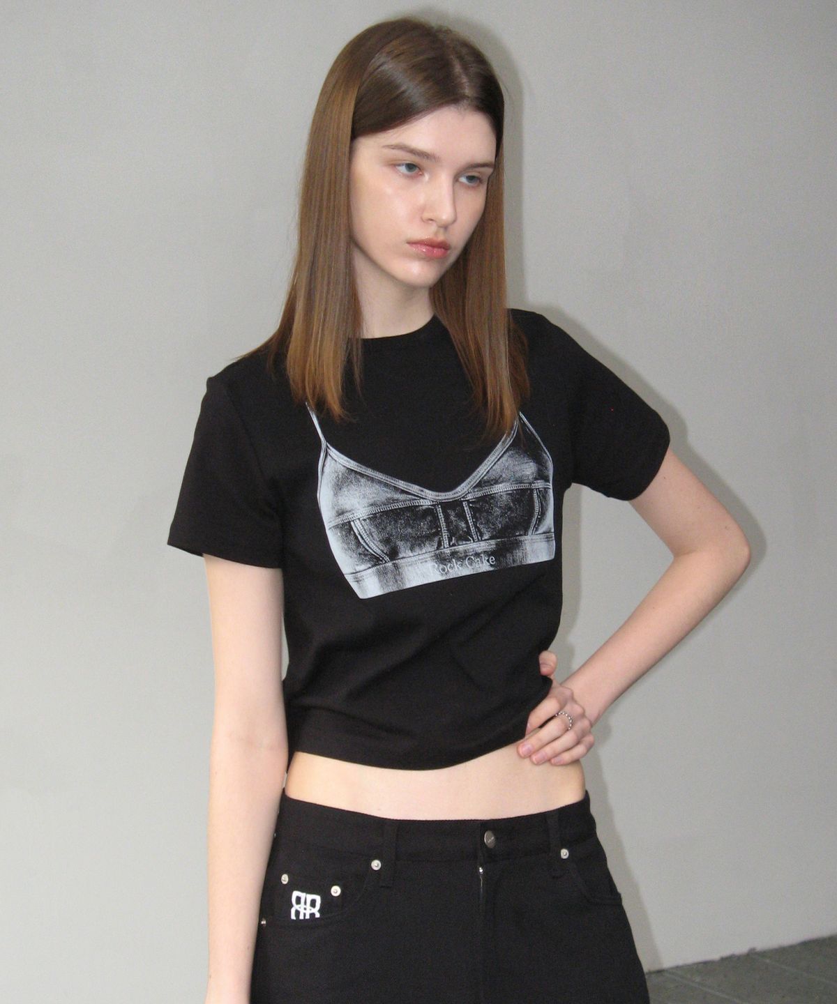 락케이크(ROCKCAKE) Fake Layerd Top - Black