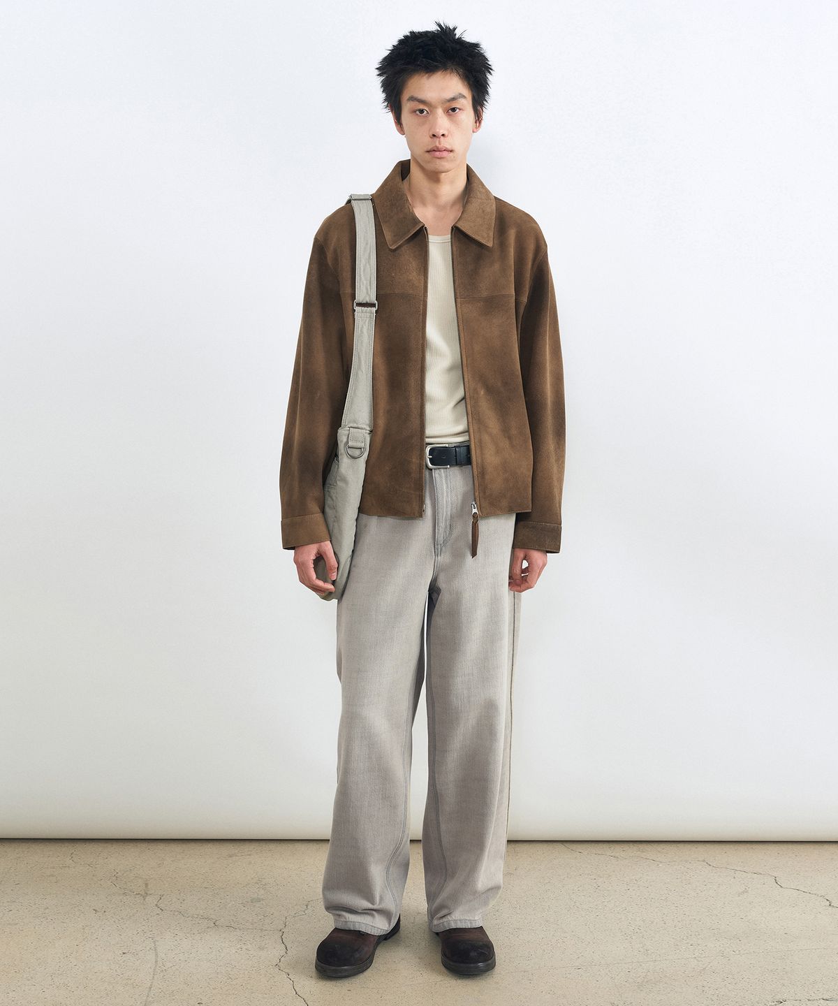 인사일런스(INSILENCE) 빈티지 워시드 데님 팬츠 ASH BEIGE