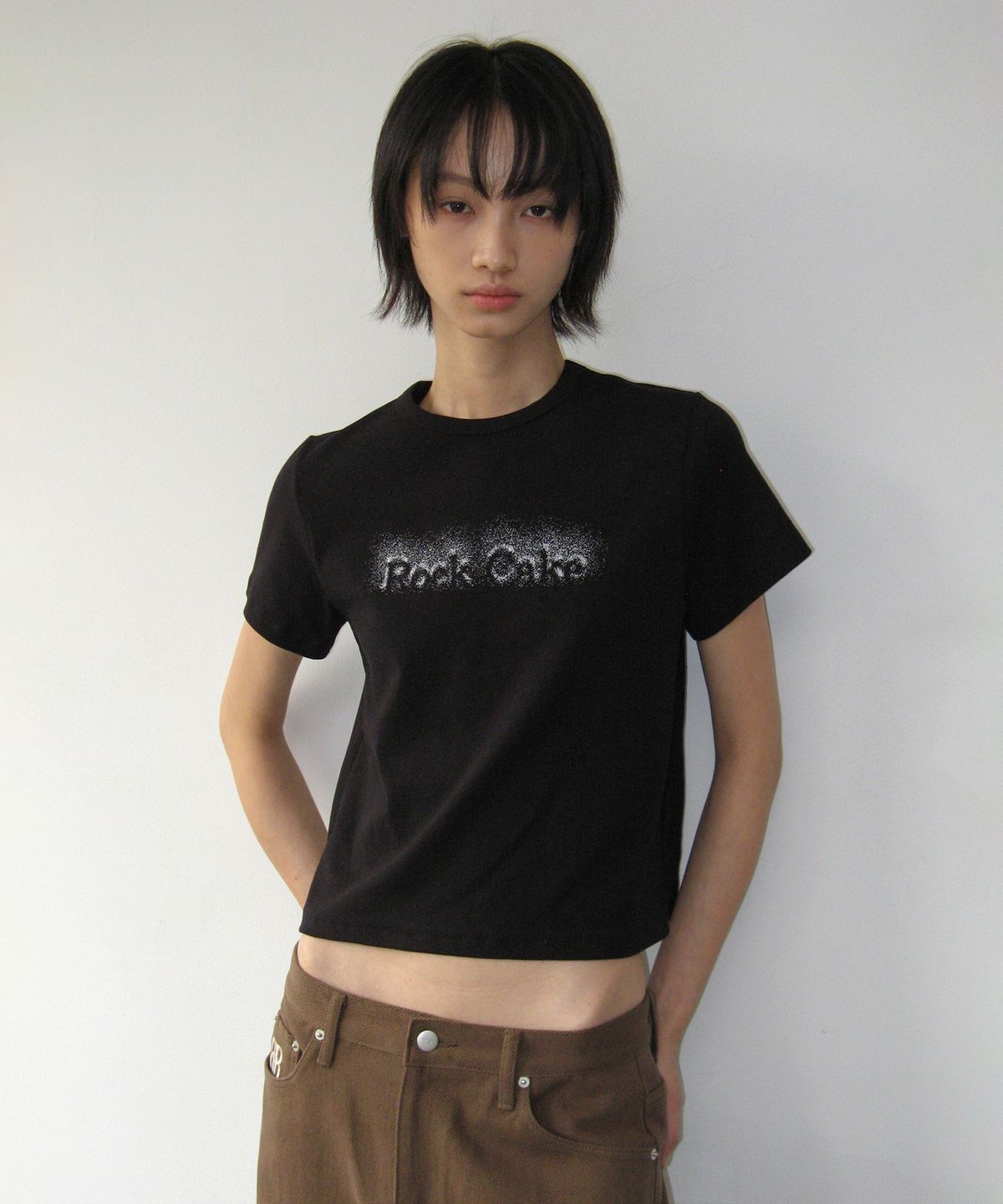 락케이크(ROCKCAKE) Point Drawing Logo Top - Black