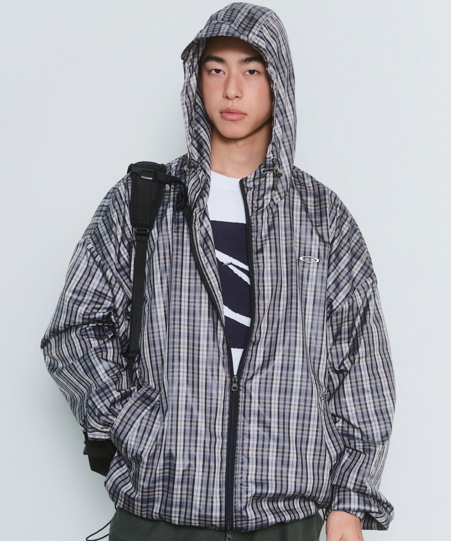 【NOIAGO】ESSENTIAL CHECK WINDBREAKER MUSINSA | NOIAGO NOI1520 Essential Check Windbreaker (Grey)