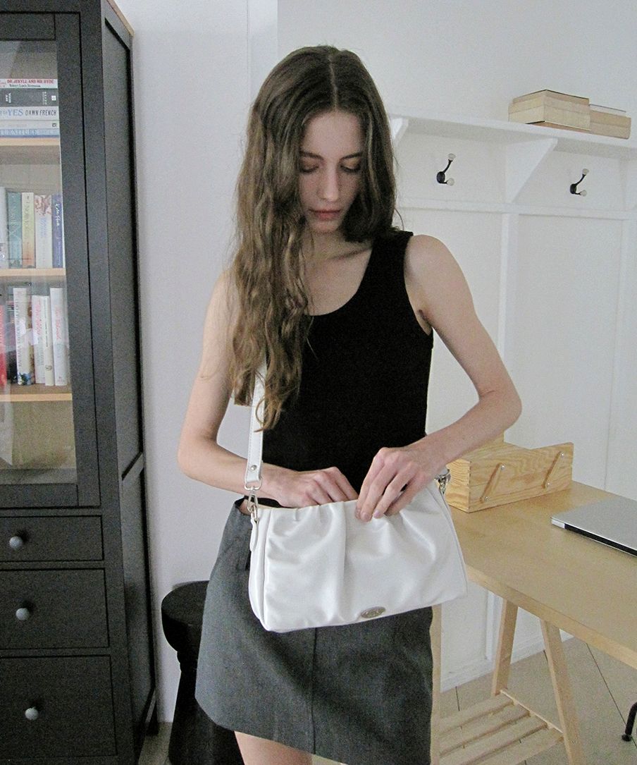 ★dumaro★ Dumpling Medium Crossbody Bag Ivory MUSINSA | DUMARO Dumpling Small Crossbody Bag / Ivory