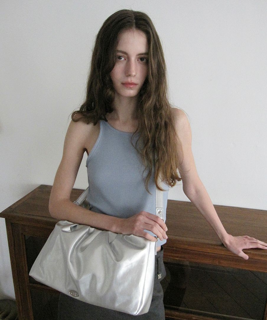 ★dumaro★ Dumpling medium cross bag silver MUSINSA | DUMARO Dumpling Medium Crossbody Bag / Silver