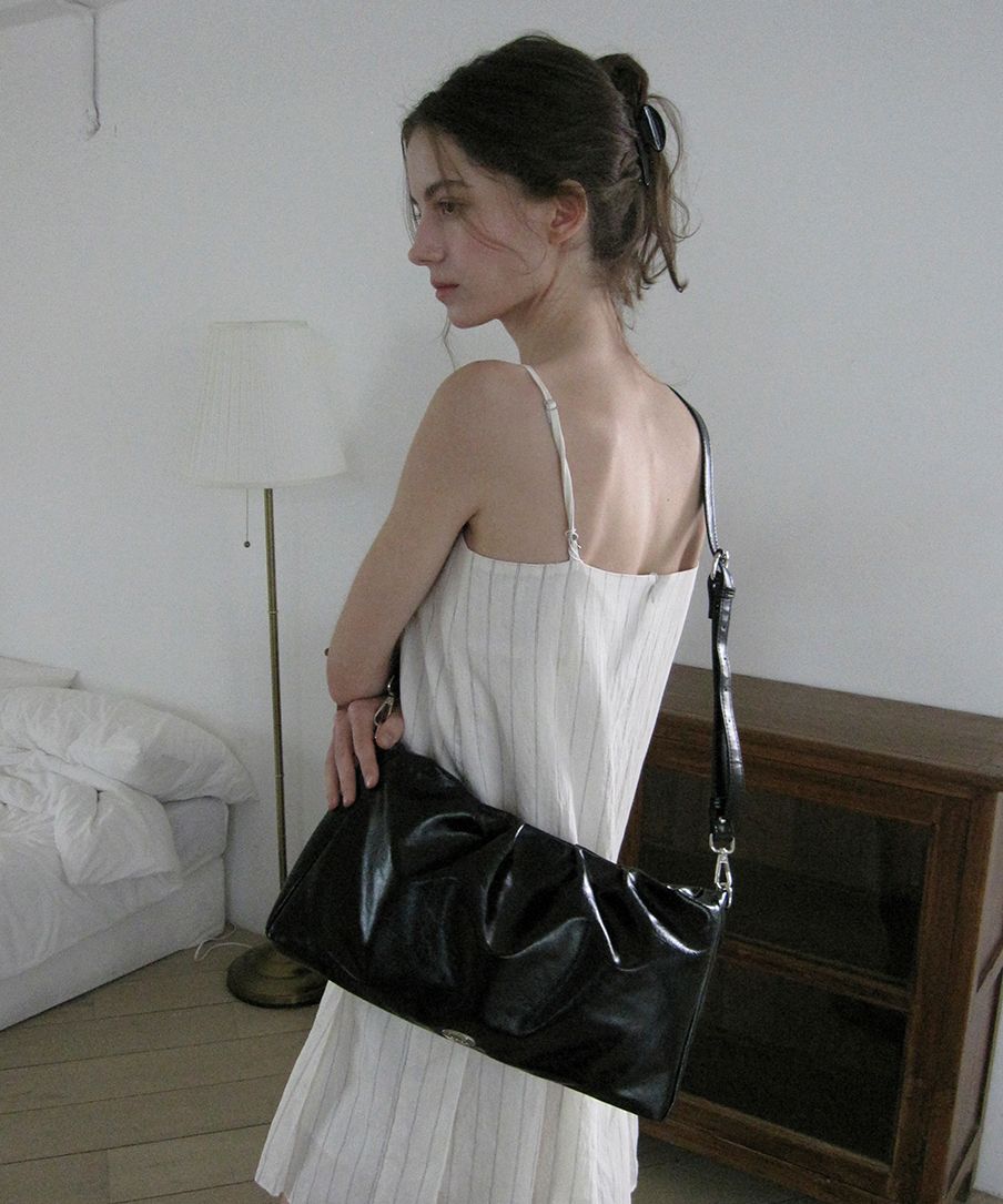 ★dumaro★ Dumpling Medium Crossbody Bag Black MUSINSA | DUMARO Dumpling Medium Crossbody Bag / Black