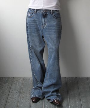 [지현서 PICK] Studded Line Point Jeans - Blue
