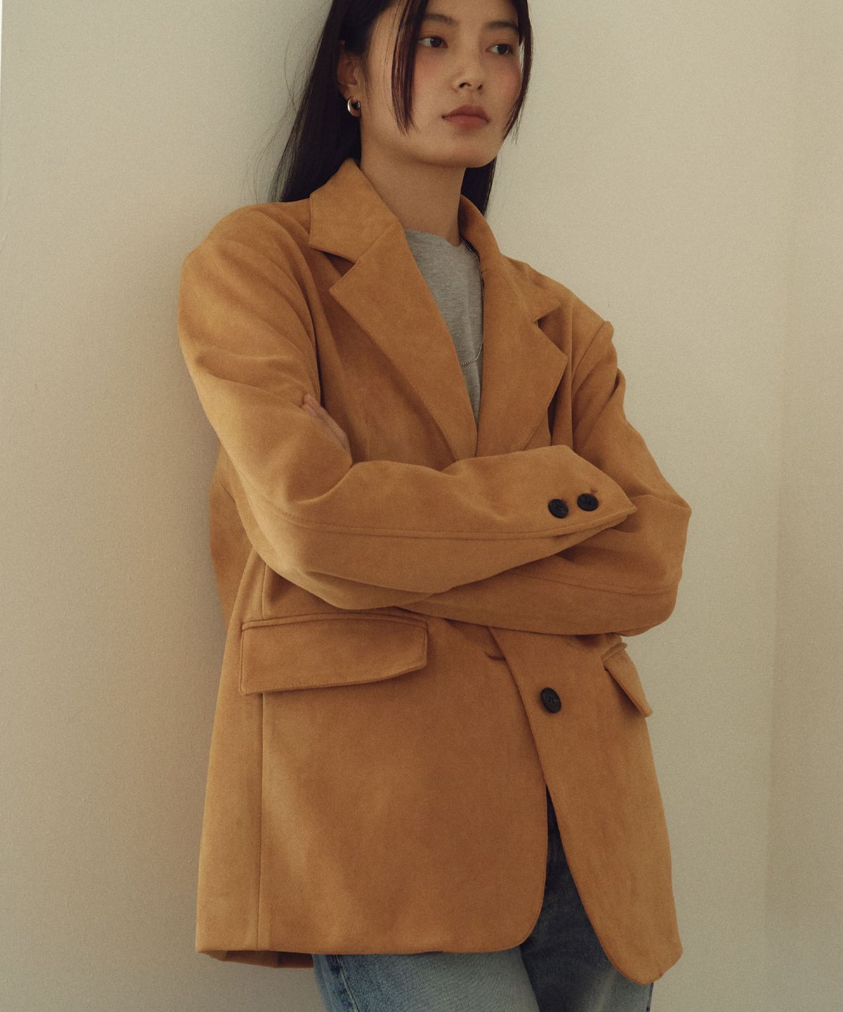 도프셉(DOFFSEPT) Vegan Leather Suede Blazer in Camel