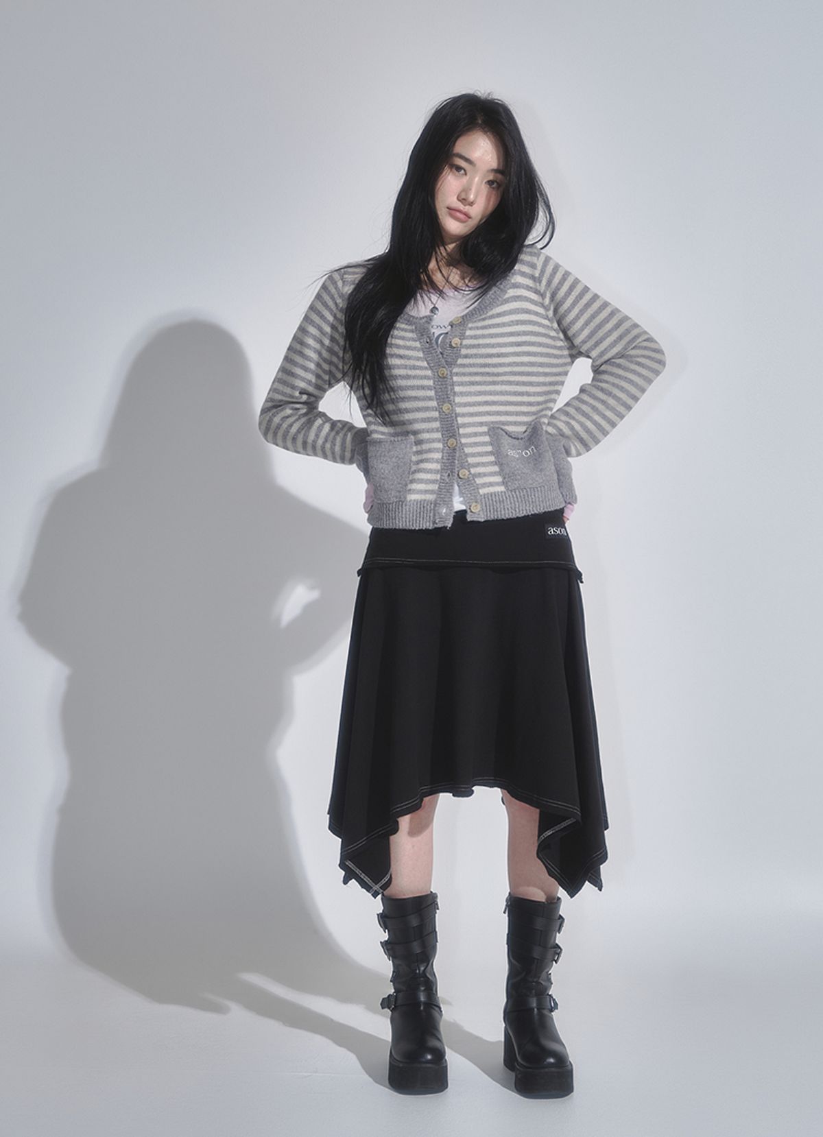 애즈온(ASON) LENA UNBALANCE SKIRT / BLACK