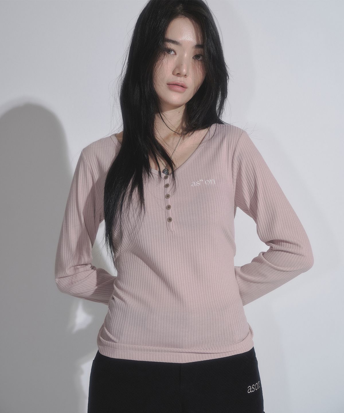 애즈온(ASON) WISH RIBBED BUTTON TEE / PINK