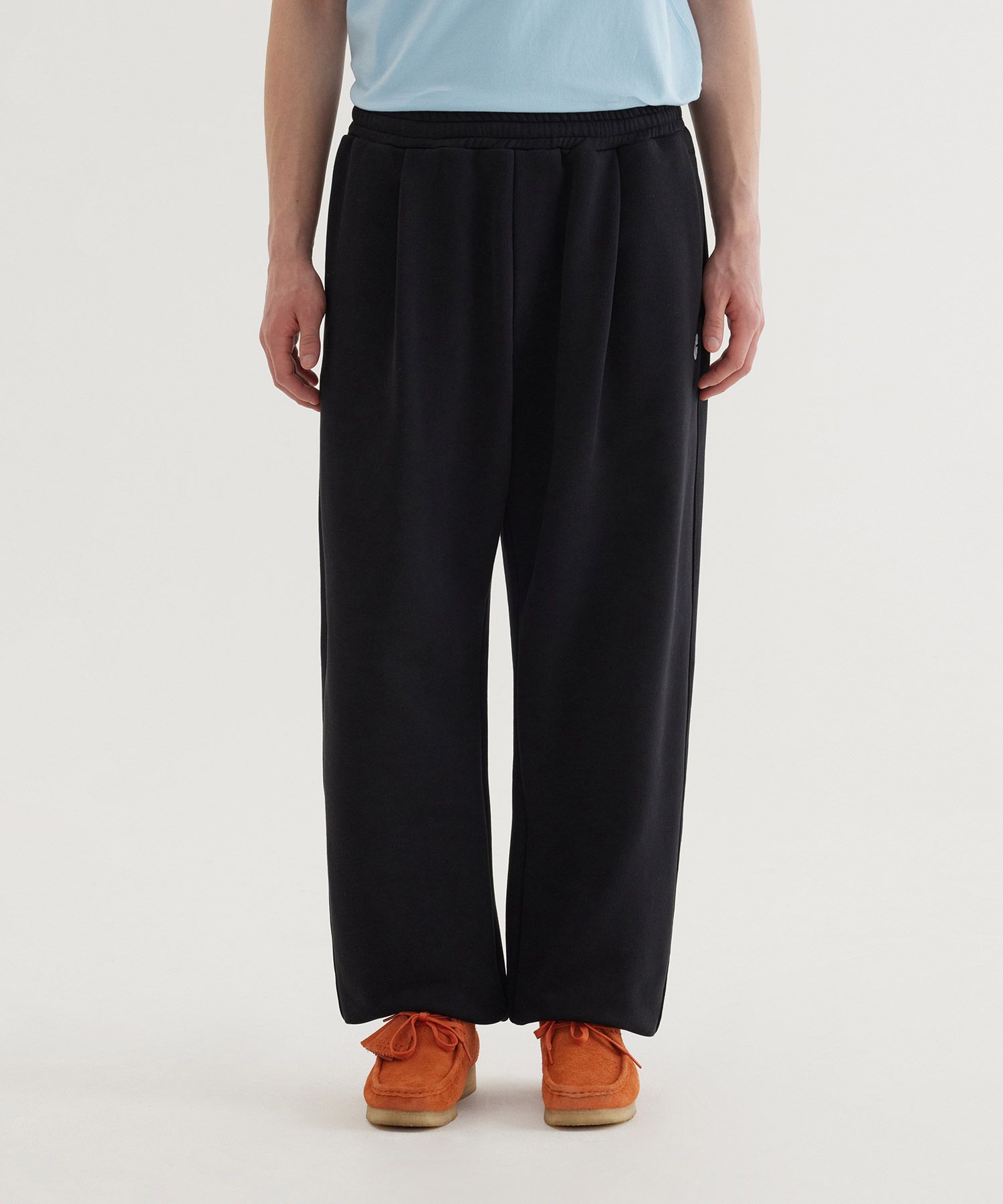 MUSINSA | COVERNAT Wide C Logo Sweat Jogger Pants Black