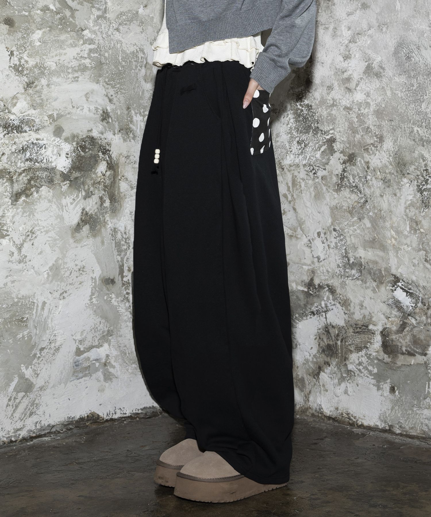 ★2025SS新作★XTONZ★DOT PINTUCK SWEAT BALLOON PANTS MUSINSA | XTONZ WOMAN WXP024 Dot Pintuck Sweat Balloon Pants