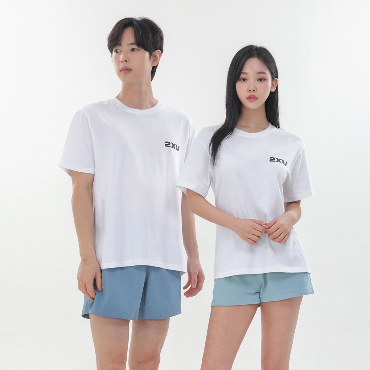 투타임즈유(2XU) 공용 서울 랜드마크 티 화이트_UK0501AWHT-BLK