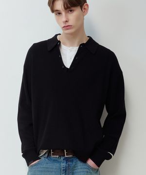 에센셜 카라 버튼 니트 BK