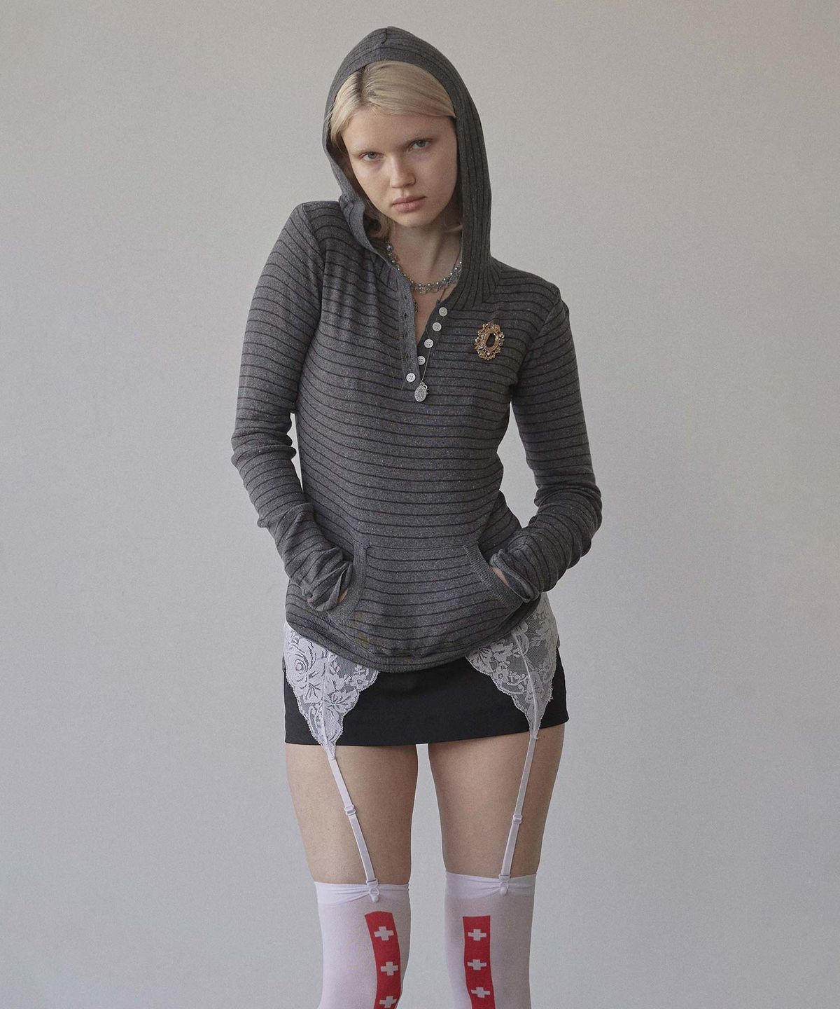 스컬프터(SCULPTOR) Knitted Stripe Hoodie Charcoal/Black