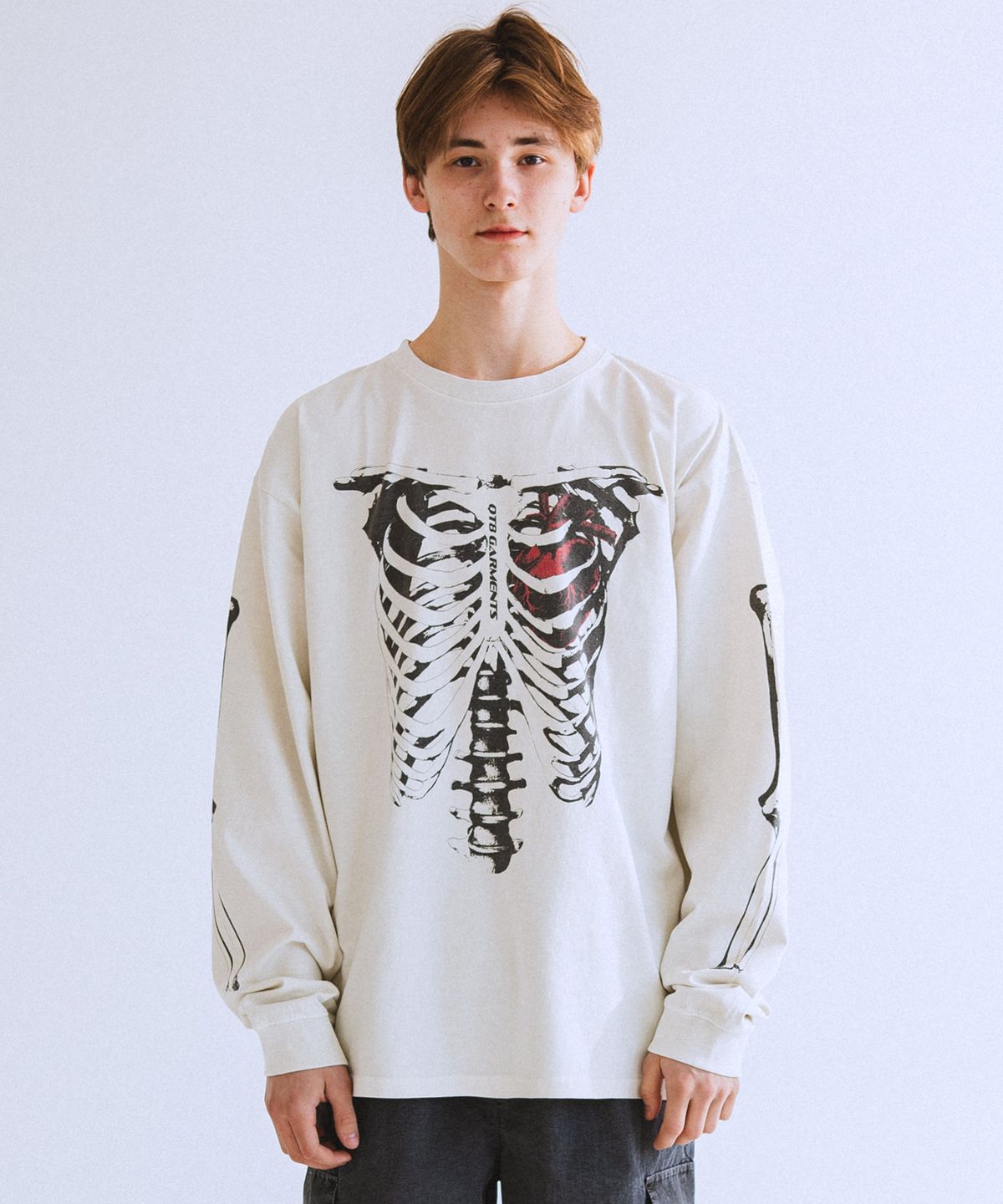 큐티에잇 가먼츠(QT8 GARMENTS) RG Bones EC Washed Long Sleeve (Ecru)
