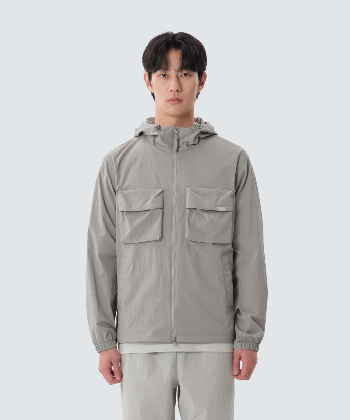 스노우피크 어패럴(SNOWPEAK APPAREL) 루트 아웃 포켓 바람막이 (S25MMRWB60) Fog Gray