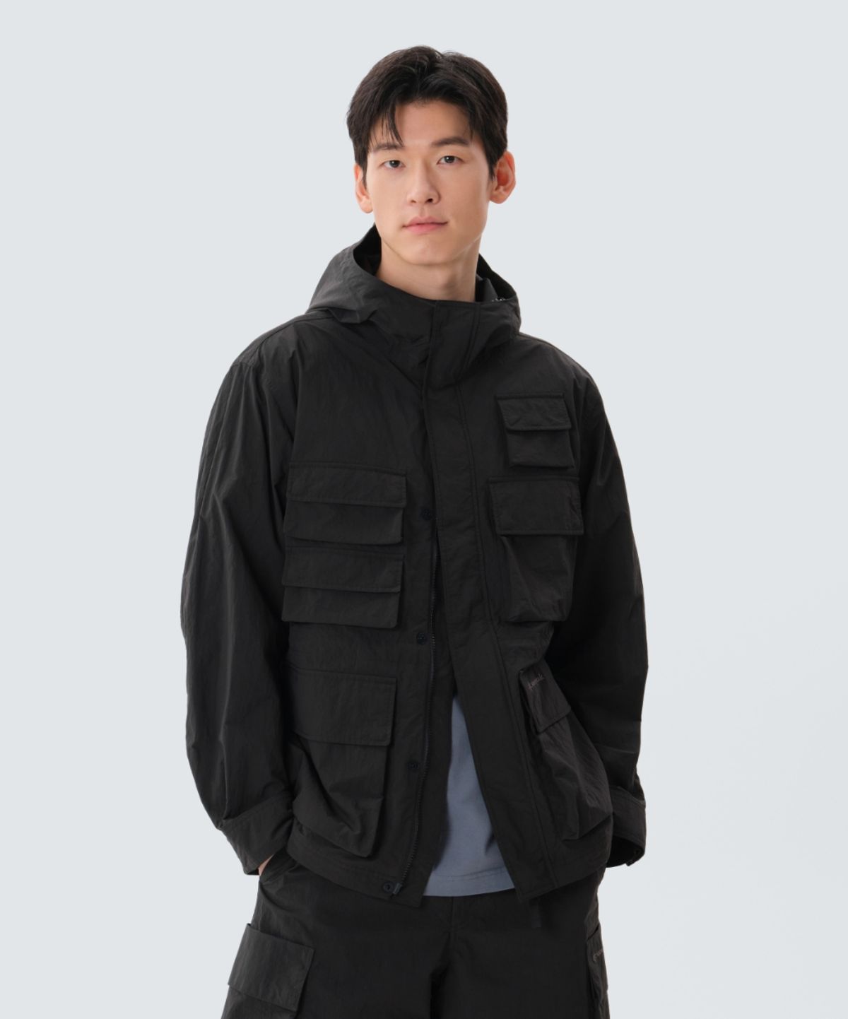 스노우피크 어패럴(SNOWPEAK APPAREL) 페이퍼리 유틸리티 바람막이 (S25ZMLWB54) Dark Charcoal