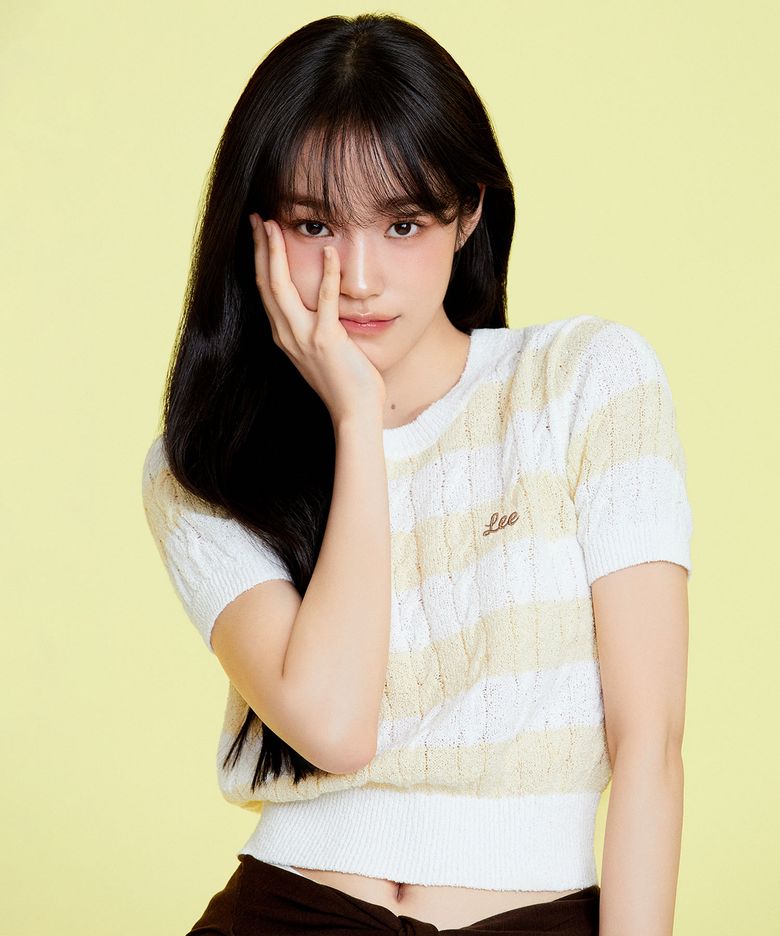우먼 스트라이프 케이블 니트 버터
