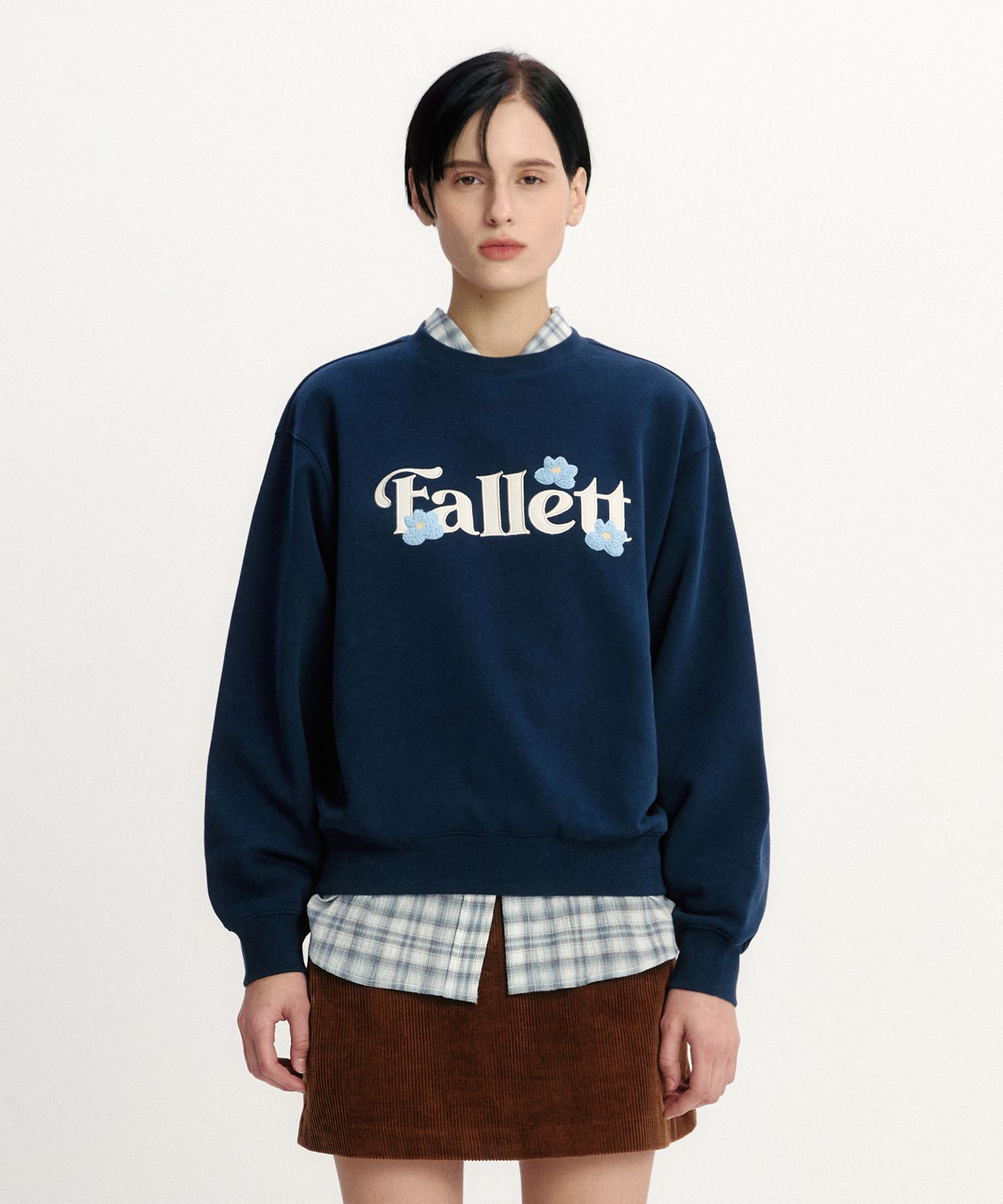 FALLETT★Buckle Flower Man to Man ★Unisex MUSINSA | FALLETT Mini Buckle Flower Man to Man Navy