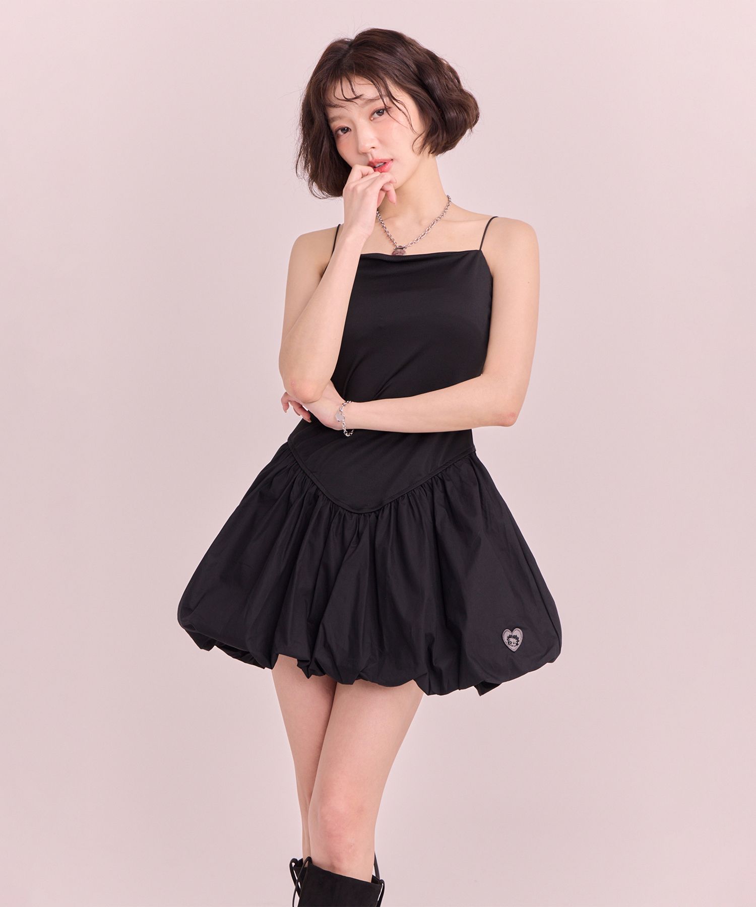 ワンピース [ULKIN CANVAS x Betty Boop] Balloon Mini Dress MUSINSA | ULKIN CANVAS Betty Boop Balloon Mini One Piece_Black