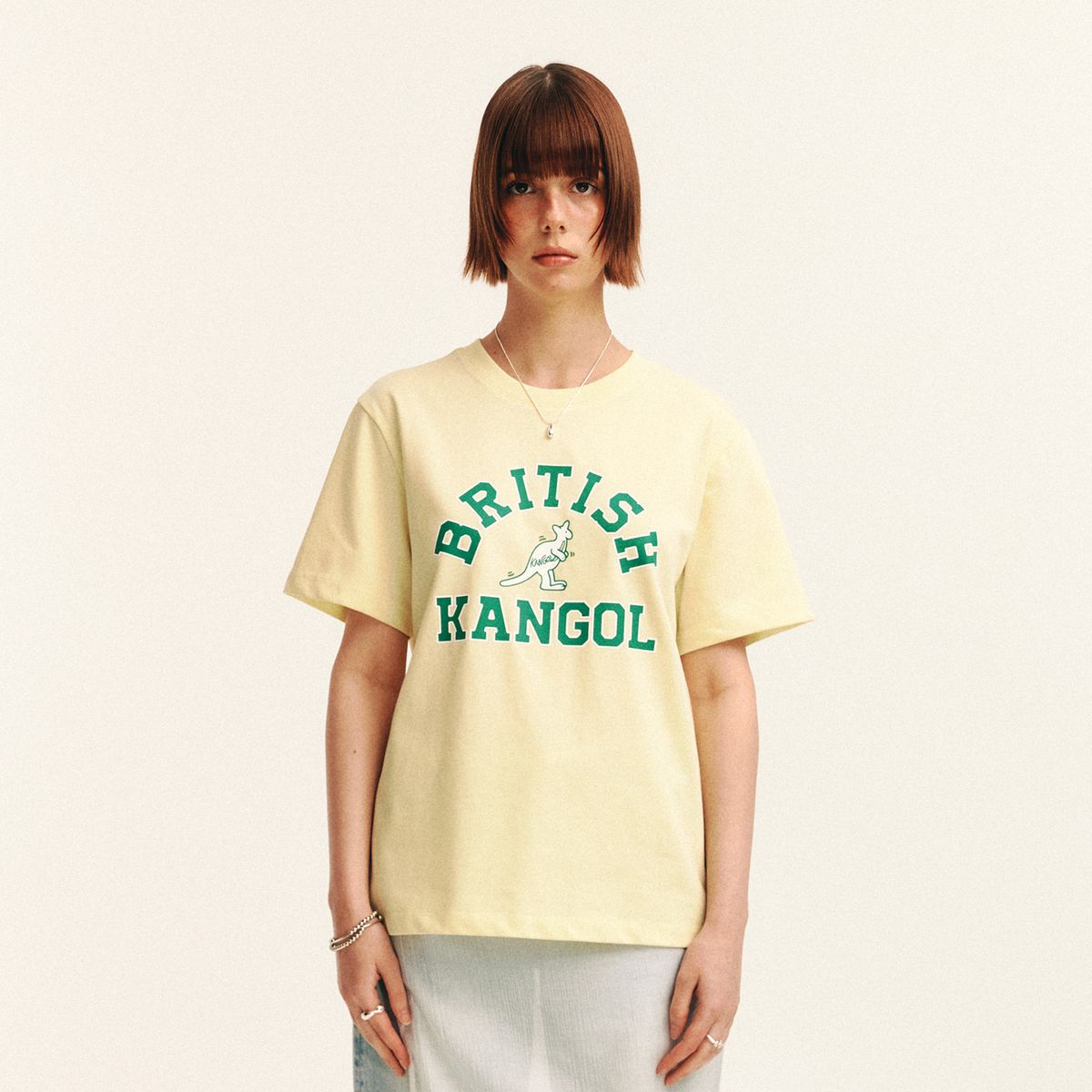 캉골(KANGOL) 우먼스 플레이 로고 티셔츠 2791 레몬