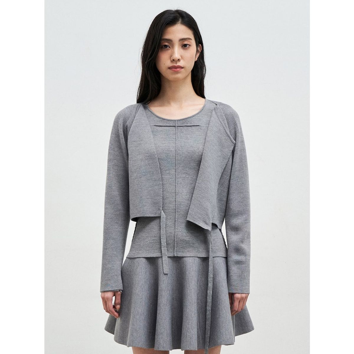 앙개(ANGGAE) Ballet Trainer Wrap Cardigan  Grey