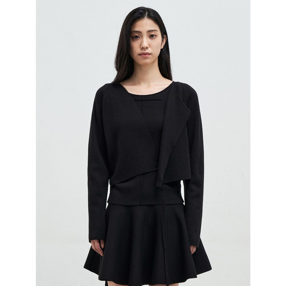 앙개(ANGGAE) Ballet Trainer Wrap Cardigan  Black