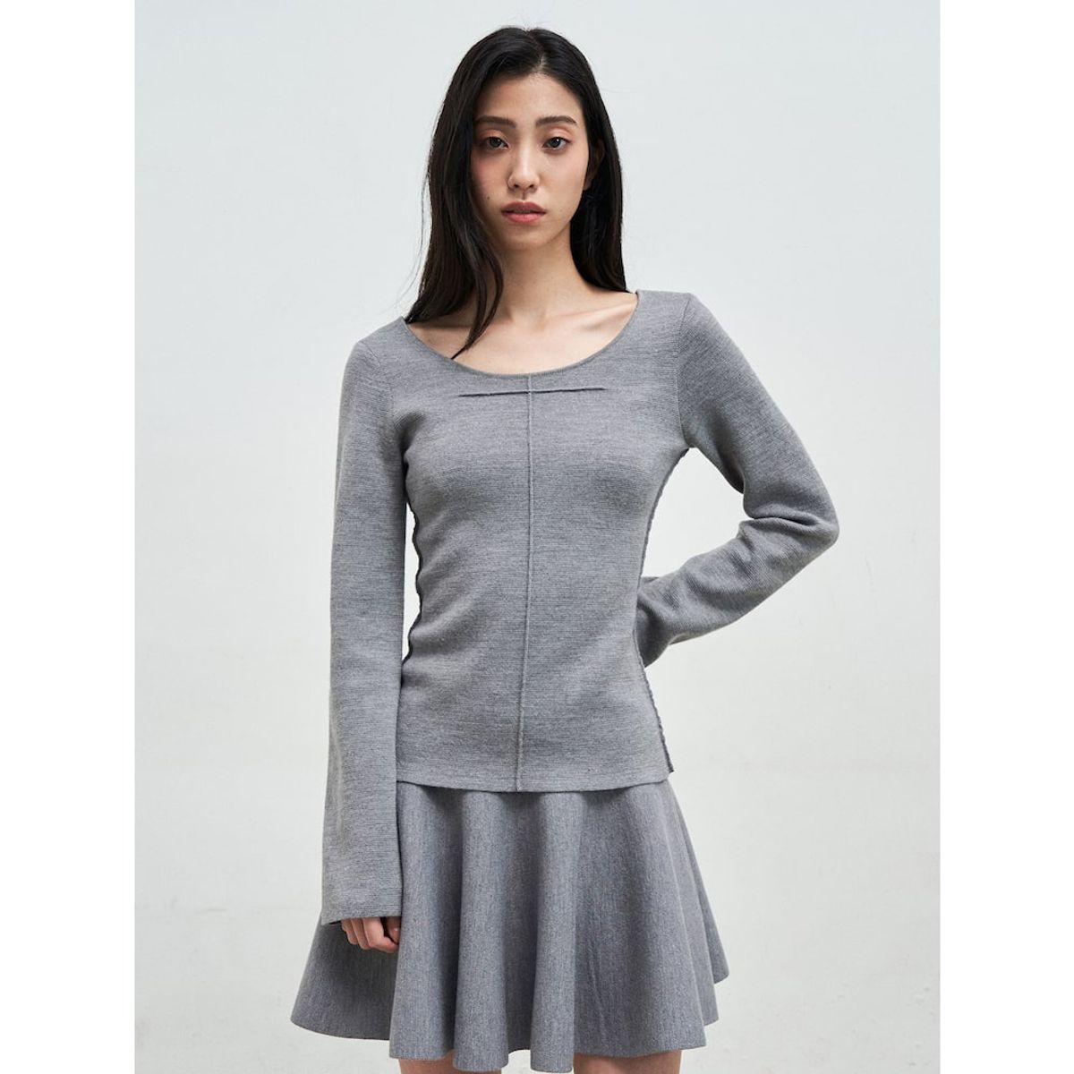 앙개(ANGGAE) Scooped Neck Pullover  Grey