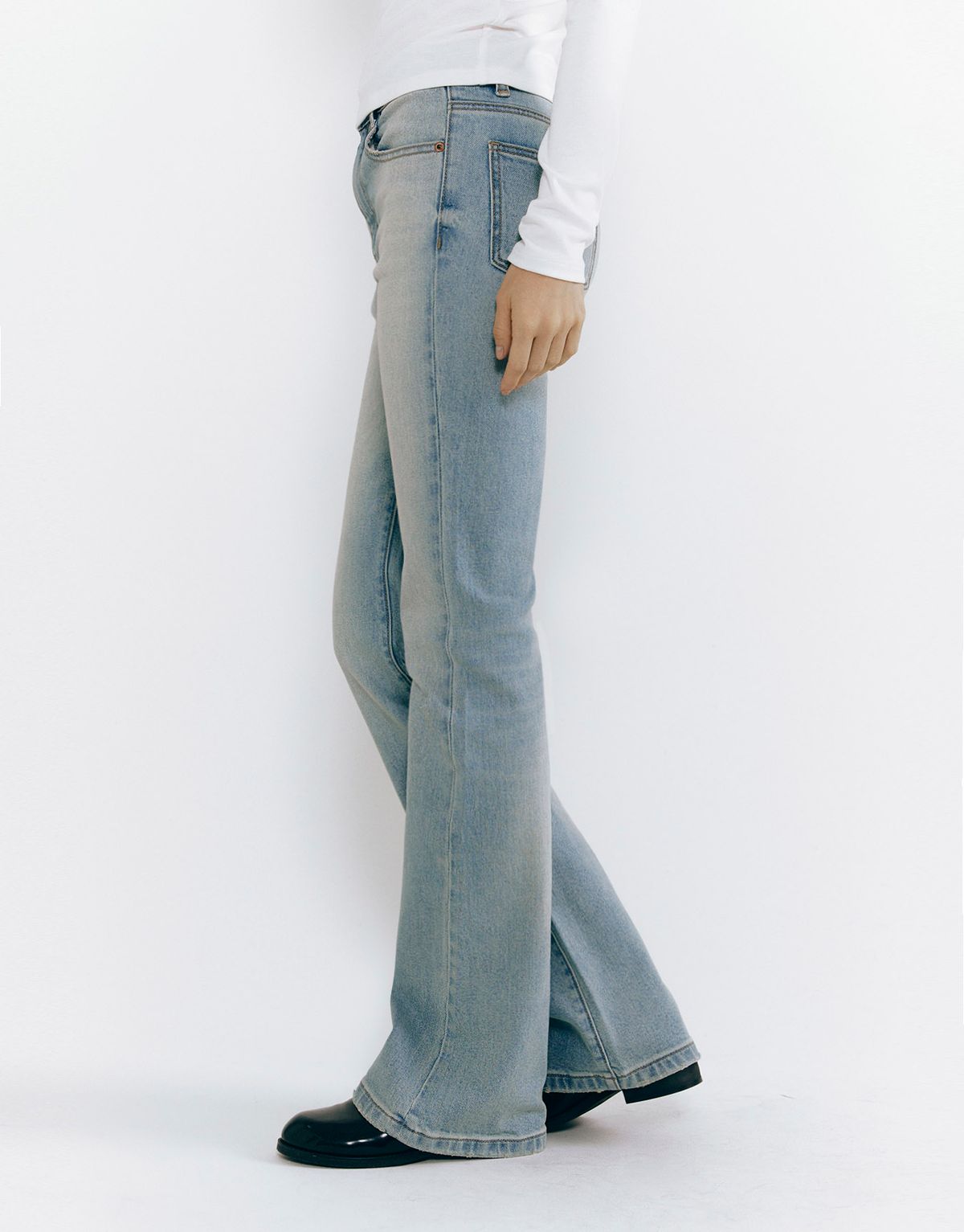 지오다노(GIORDANO) 부츠컷 데님 팬츠(+5CM) 415551 [3color]