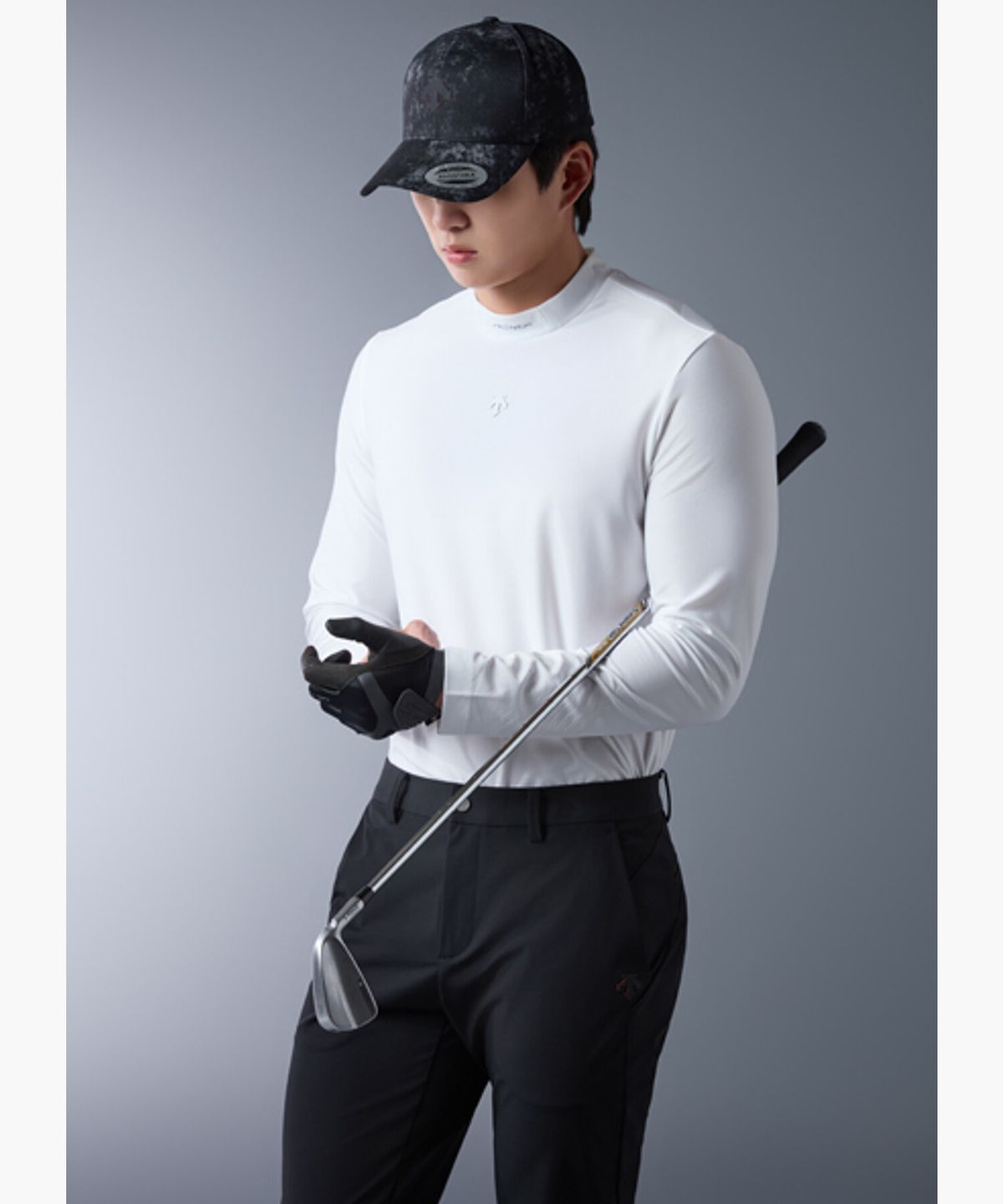 데상트 골프(DESCENTE GOLF) [ACMT] 남성 자카드 반넥 베이스레이어 (DQ12MFIN25)