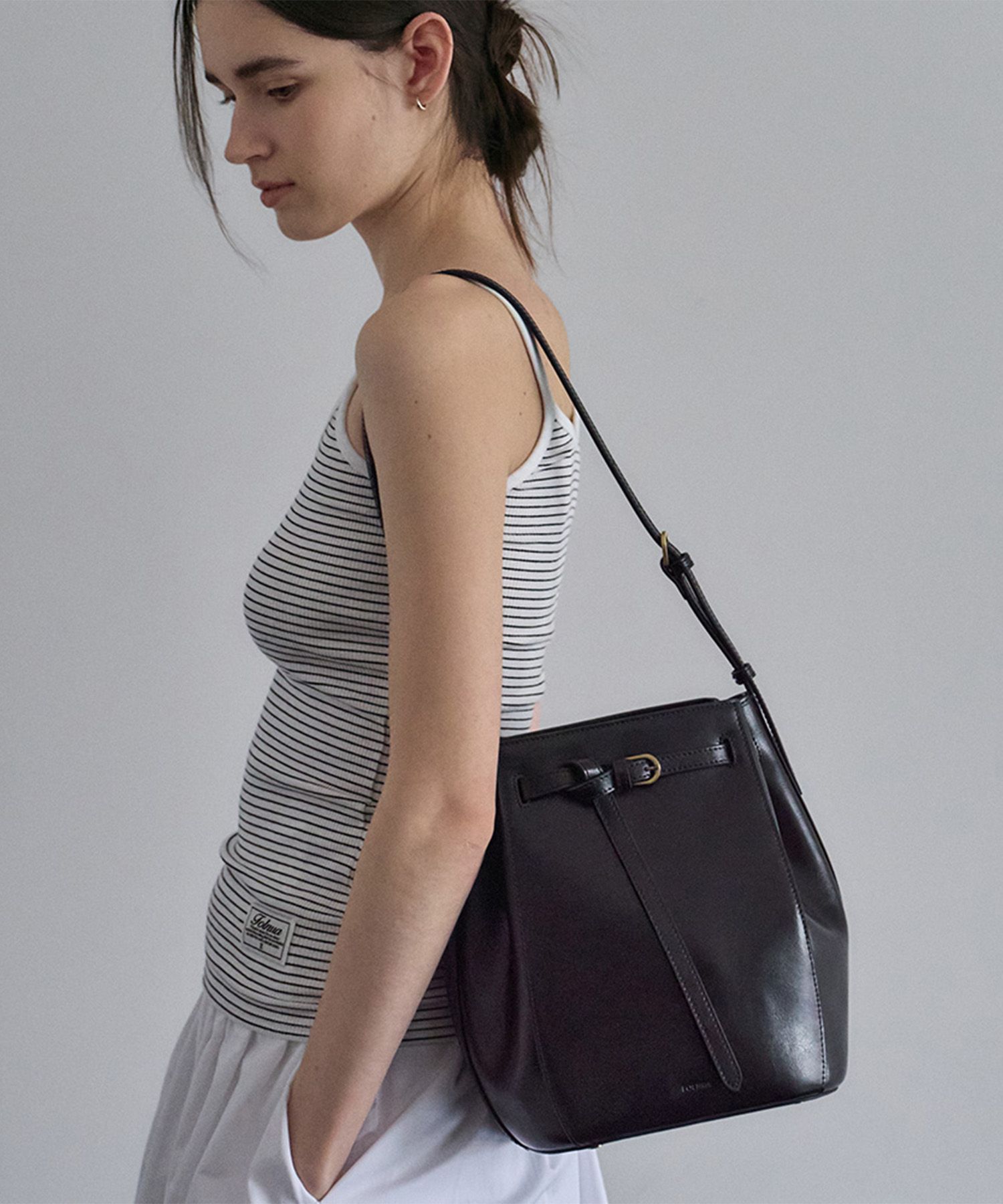MUSINSA | FOLNUA LALE BAG [BLACK - PLAIN]