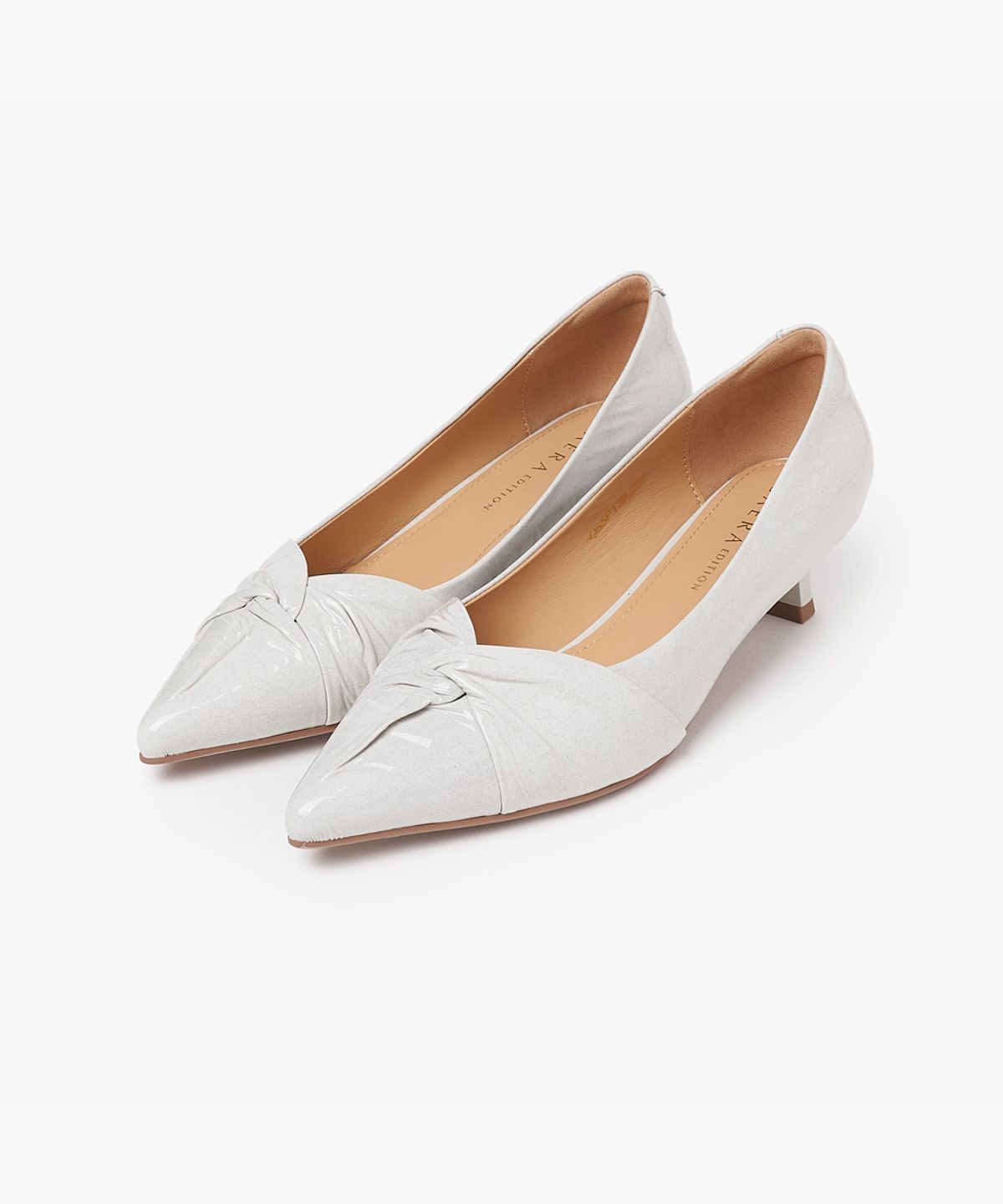 세라(SAERA) 에디션 글로리아 힐 펌프스 O55P139