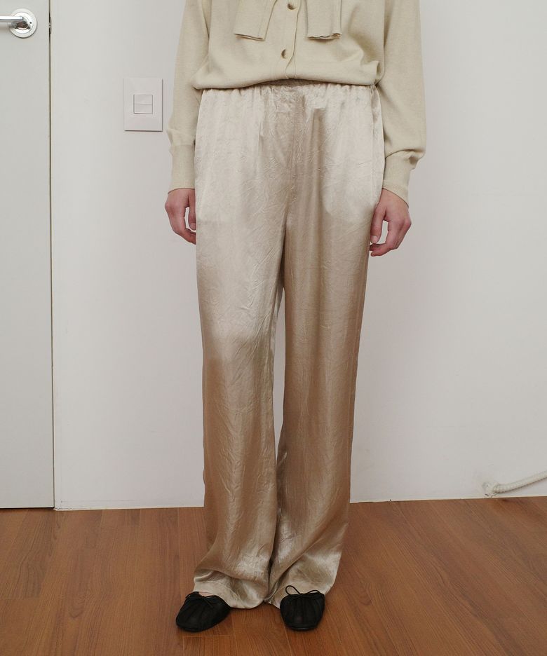 GLOSSY SATIN BANDING PANTS - BEIGE