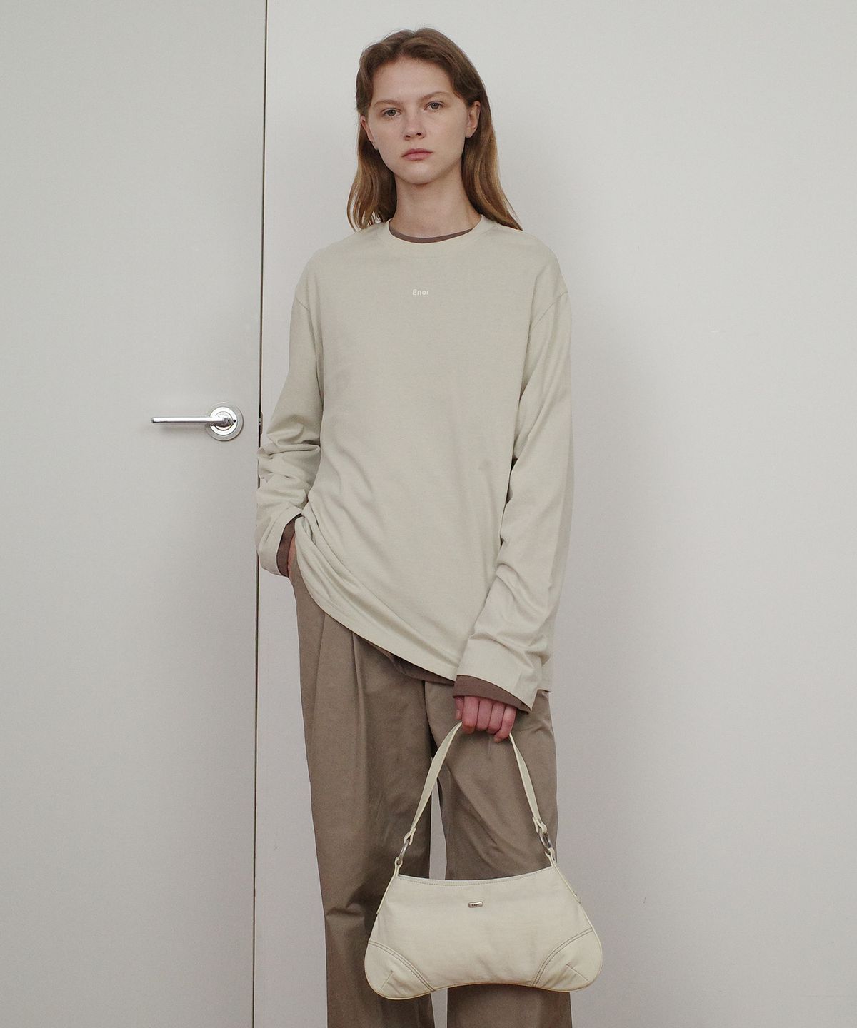 엔오르(EN OR) BASIC ENOR LONG SLEEVE T-SHIRT - BEIGE