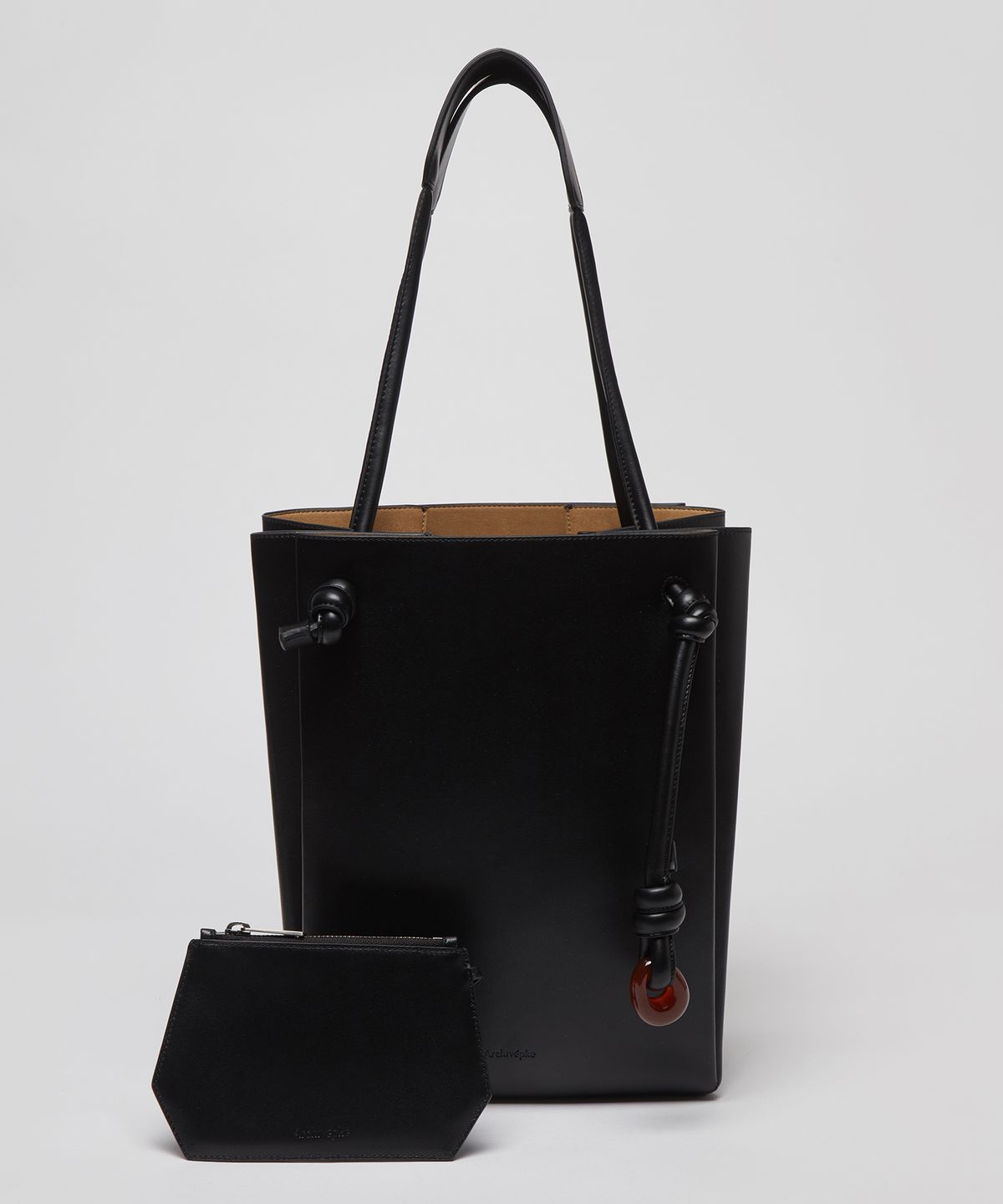 아카이브앱크(ARCHIVEPKE) Doughnut square bag(Deep sleep)_OVBSX25002BLK