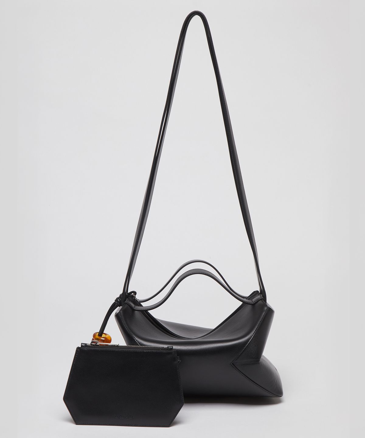 아카이브앱크(ARCHIVEPKE) Small doughnut fold bag(Deep sleep)_OVBAX25020BLK