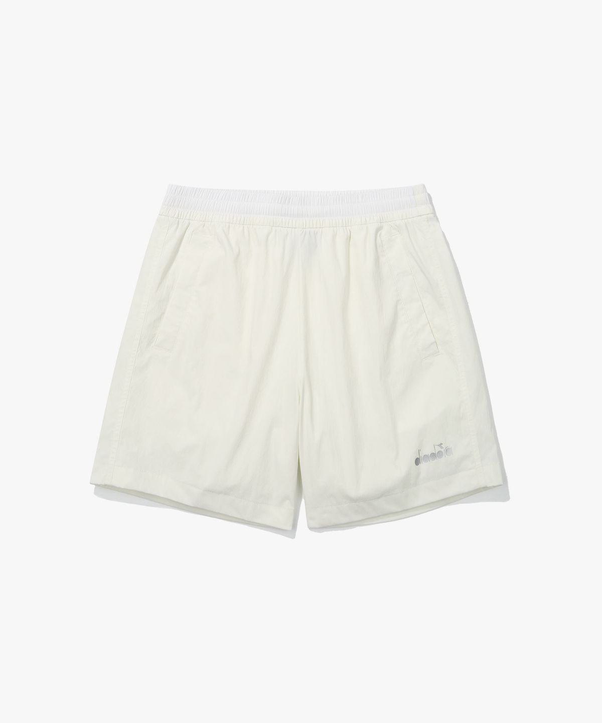 디아도라(diadora) 쿨웨이브 4부 쇼츠 우먼 OFF WHITE