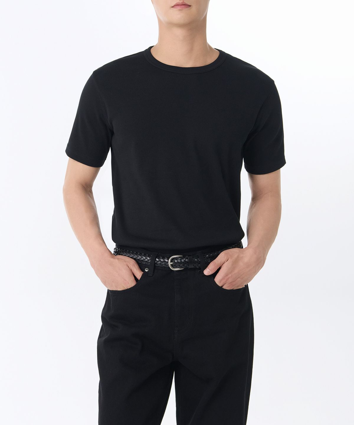 무신사 스탠다드(MUSINSA STANDARD) 리브드 머슬 핏 크루 넥 티셔츠 [블랙]