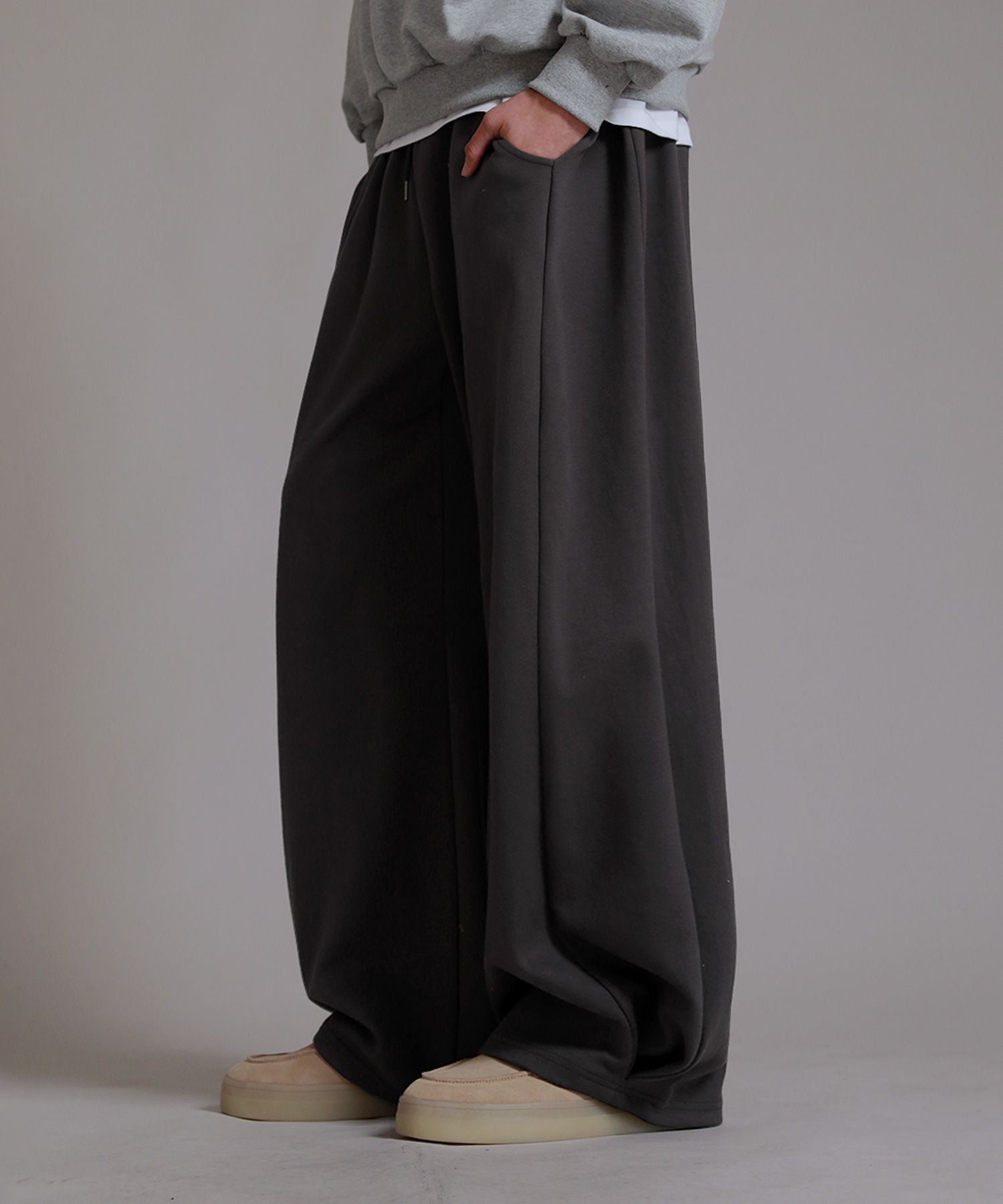 ★MUSINSA STANDARD★ One Tuck Wide Denim Slacks Low Black MM MUSINSA | MUSINSA STANDARD One Tuck Wide Denim Slacks [Low