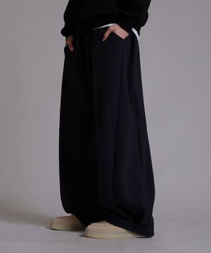 투 턱 롱사이드 오버 팬츠_네이비