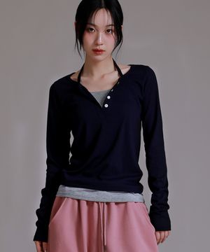 반팔 추가 넥포인트 버튼 레이어드 티셔츠_네이비