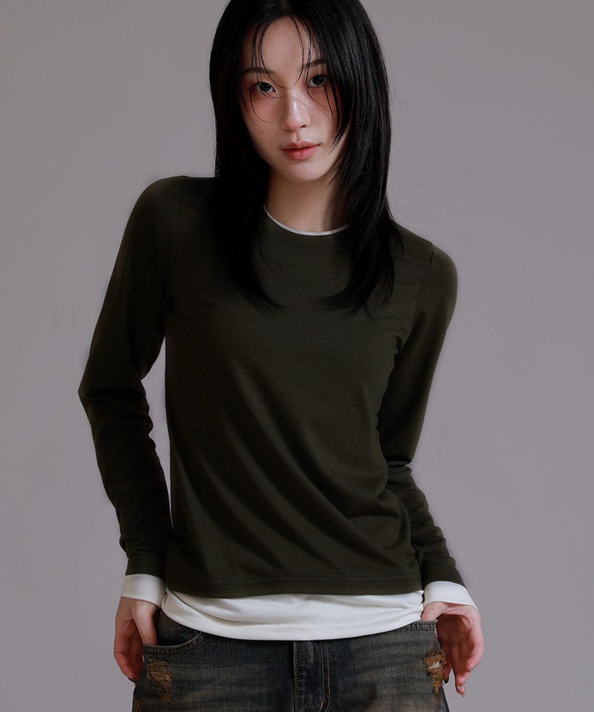 라이크더모스트(LIKE THE MOST) 베이직 라인 레이어드 티셔츠_카키